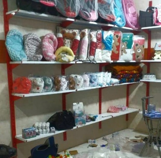 قفسه آسان نصب (فروشگاهی و سوپرمارکتی )